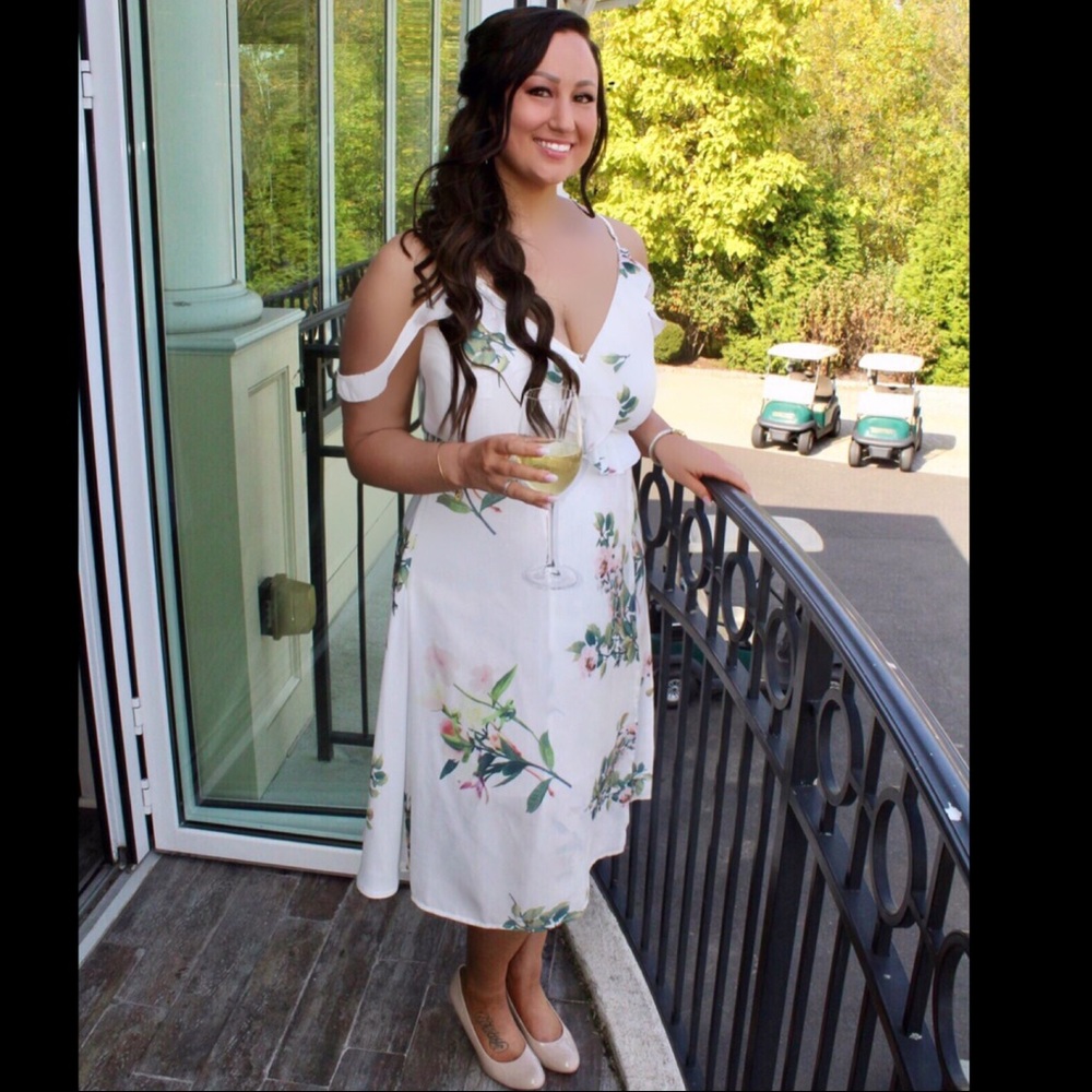 Bridal shower / engagement picture dress